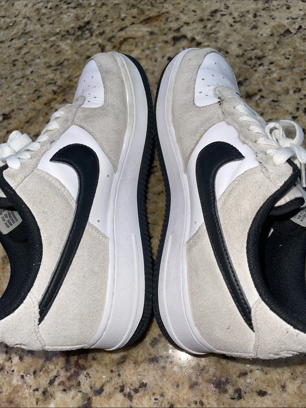 Nike Air Force 1 Low ‘07 LV8